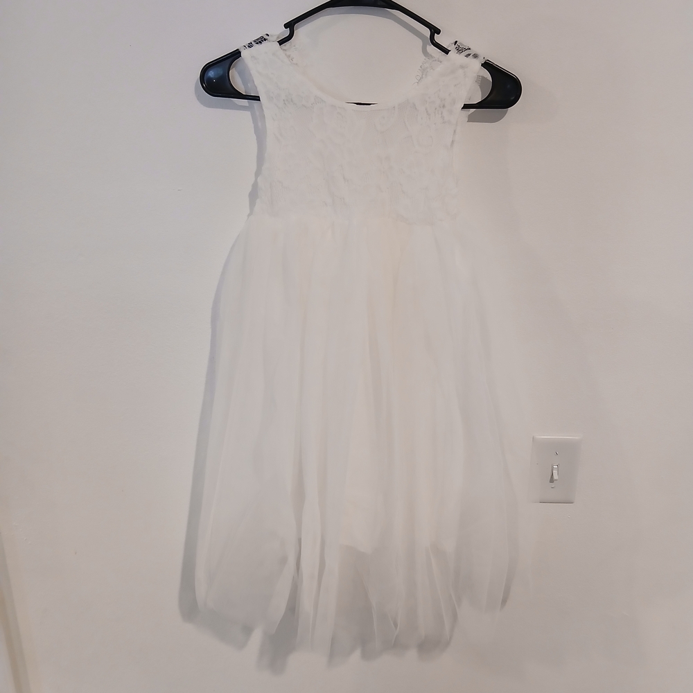 Elegant White Lace Dress